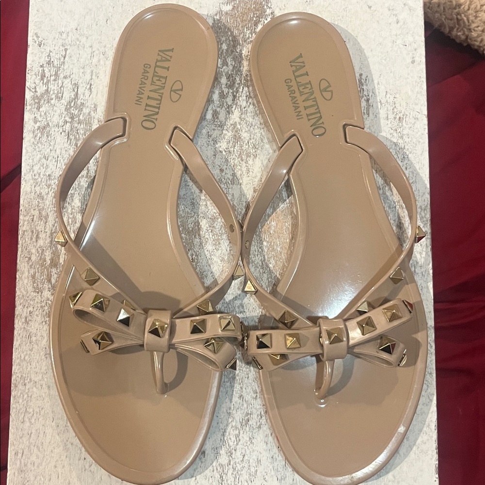 Valentino Garavani studded jelly Nude Sandals Gold Studs size 41
